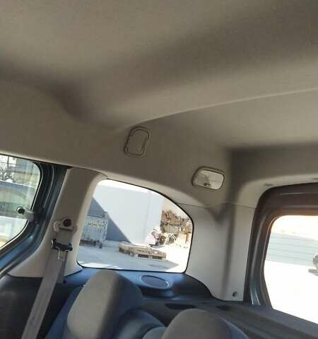 Сірий Сітроен Берлінго, об'ємом двигуна 1.6 л та пробігом 262 тис. км за 6250 $, фото 14 на Automoto.ua