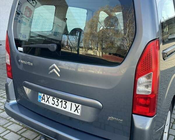 Сірий Сітроен Берлінго, об'ємом двигуна 1.6 л та пробігом 262 тис. км за 6250 $, фото 7 на Automoto.ua