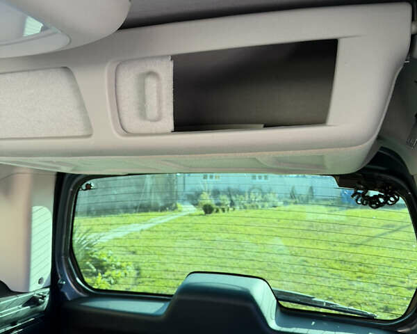 Серый Ситроен Берлинго, объемом двигателя 1.6 л и пробегом 182 тыс. км за 7000 $, фото 25 на Automoto.ua