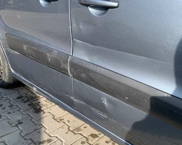Ситроен Берлинго 2009 в Ровно на Automoto.ua Серый Ситроен Берлинго, объемом двигателя 1.6 л и пробегом 230 тыс. км за 6400 $, фото 4 на Automoto.ua