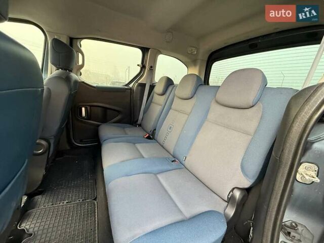 Серый Ситроен Берлинго, объемом двигателя 1.6 л и пробегом 255 тыс. км за 5699 $, фото 17 на Automoto.ua