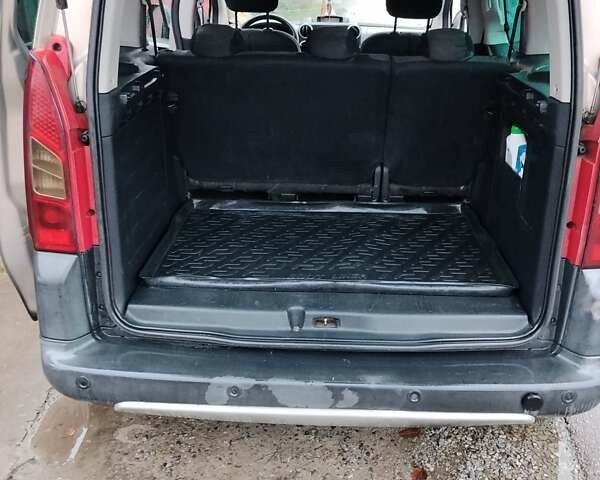 Серый Ситроен Берлинго, объемом двигателя 1.56 л и пробегом 304 тыс. км за 6750 $, фото 19 на Automoto.ua