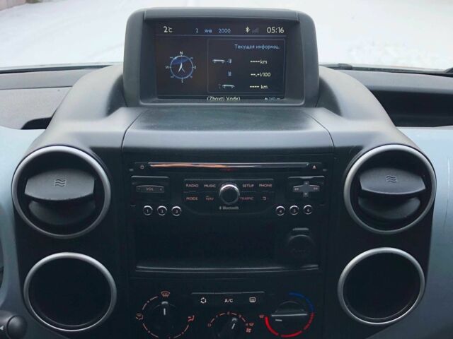 Серый Ситроен Берлинго, объемом двигателя 1.6 л и пробегом 165 тыс. км за 5400 $, фото 17 на Automoto.ua