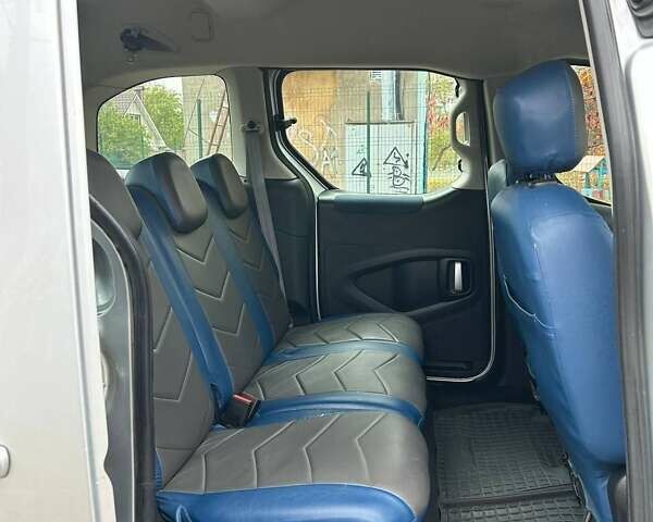 Ситроен Берлинго 2009 в Сумах на Automoto.ua Серый Ситроен Берлинго, объемом двигателя 1.56 л и пробегом 300 тыс. км за 6500 $, фото 1 на Automoto.ua