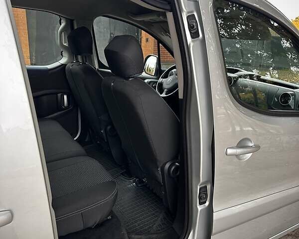 Серый Ситроен Берлинго, объемом двигателя 1.6 л и пробегом 251 тыс. км за 7499 $, фото 41 на Automoto.ua