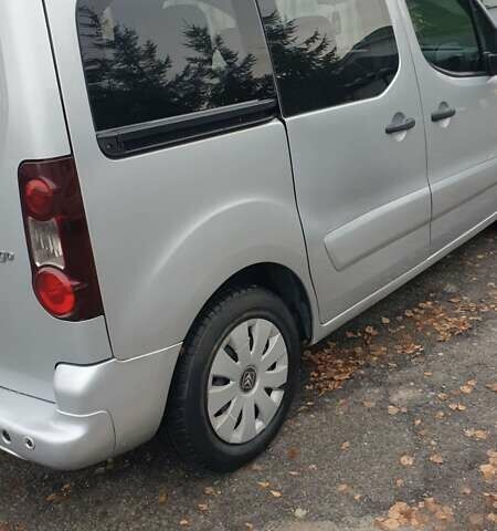 Сірий Сітроен Берлінго, об'ємом двигуна 1.56 л та пробігом 323 тис. км за 5600 $, фото 3 на Automoto.ua