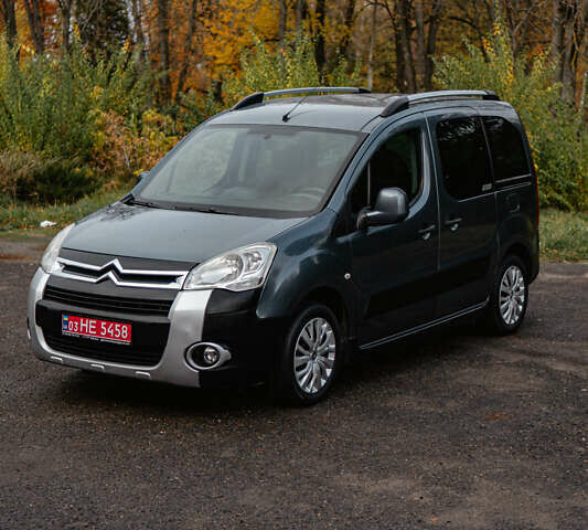 Ситроен Берлинго 2010 в Бурштыне на Automoto.ua Серый Ситроен Берлинго, объемом двигателя 1.6 л и пробегом 226 тыс. км за 7200 $, фото 1 на Automoto.ua