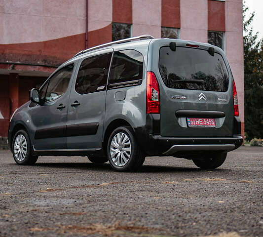 Ситроен Берлинго 2010 в Бурштыне на Automoto.ua Серый Ситроен Берлинго, объемом двигателя 1.6 л и пробегом 226 тыс. км за 7200 $, фото 12 на Automoto.ua