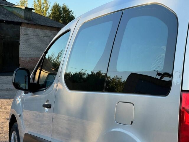 Сірий Сітроен Берлінго, об'ємом двигуна 0 л та пробігом 200 тис. км за 6450 $, фото 5 на Automoto.ua