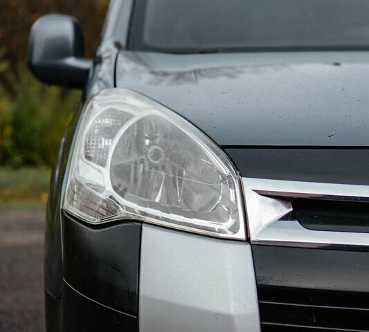 Ситроен Берлинго 2010 в Бурштыне на Automoto.ua Серый Ситроен Берлинго, объемом двигателя 1.6 л и пробегом 226 тыс. км за 7200 $, фото 4 на Automoto.ua