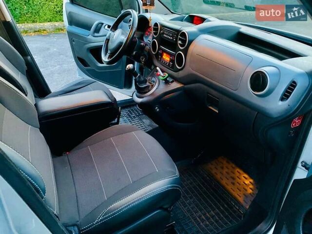 Сірий Сітроен Берлінго, об'ємом двигуна 1.6 л та пробігом 225 тис. км за 6999 $, фото 23 на Automoto.ua