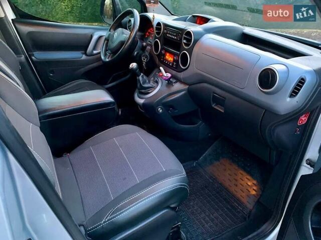 Сірий Сітроен Берлінго, об'ємом двигуна 1.6 л та пробігом 225 тис. км за 6999 $, фото 20 на Automoto.ua