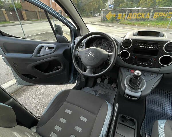 Серый Ситроен Берлинго, объемом двигателя 1.6 л и пробегом 103 тыс. км за 9900 $, фото 15 на Automoto.ua