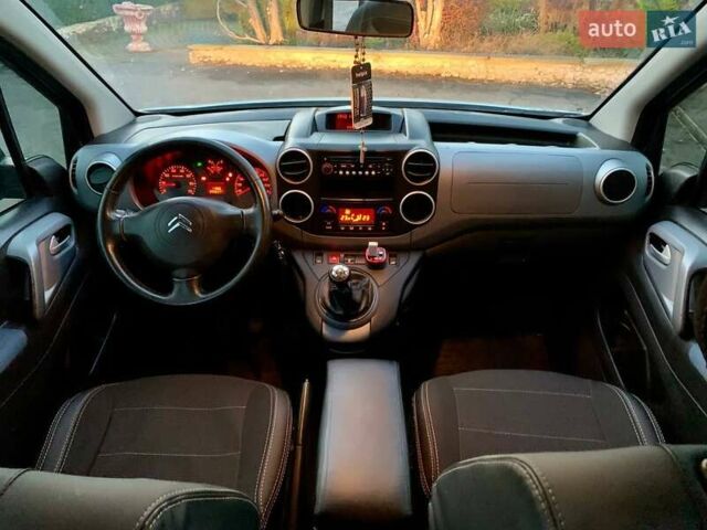 Сірий Сітроен Берлінго, об'ємом двигуна 1.6 л та пробігом 225 тис. км за 6999 $, фото 19 на Automoto.ua