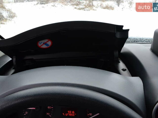 Серый Ситроен Берлинго, объемом двигателя 1.6 л и пробегом 128 тыс. км за 8000 $, фото 28 на Automoto.ua