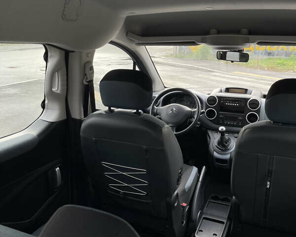 Серый Ситроен Берлинго, объемом двигателя 1.6 л и пробегом 103 тыс. км за 9900 $, фото 24 на Automoto.ua