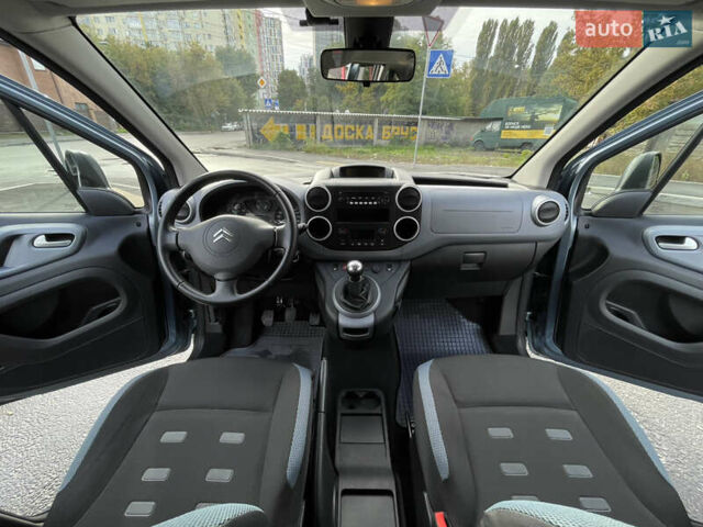 Серый Ситроен Берлинго, объемом двигателя 1.6 л и пробегом 103 тыс. км за 9900 $, фото 13 на Automoto.ua