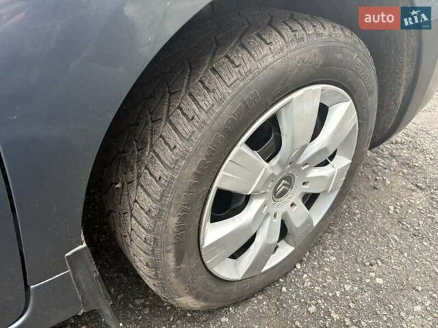 Серый Ситроен Берлинго, объемом двигателя 1.6 л и пробегом 40 тыс. км за 9500 $, фото 6 на Automoto.ua