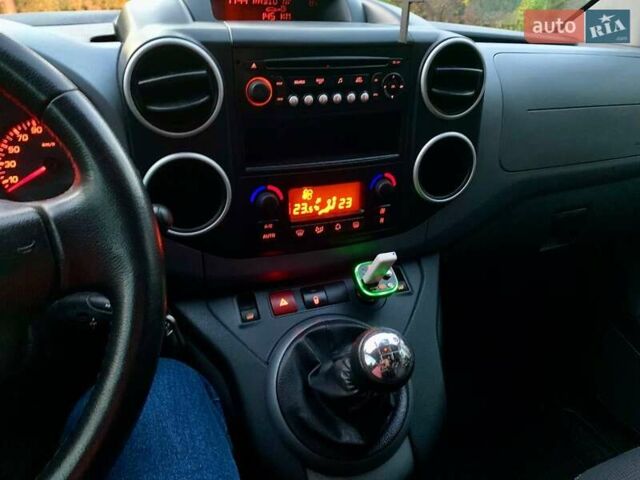 Сірий Сітроен Берлінго, об'ємом двигуна 1.6 л та пробігом 225 тис. км за 6999 $, фото 27 на Automoto.ua