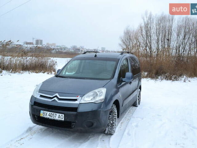 Серый Ситроен Берлинго, объемом двигателя 1.6 л и пробегом 128 тыс. км за 8000 $, фото 1 на Automoto.ua