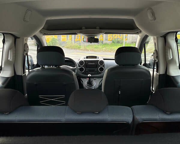 Серый Ситроен Берлинго, объемом двигателя 1.6 л и пробегом 103 тыс. км за 9900 $, фото 26 на Automoto.ua