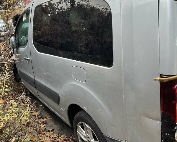 Сірий Сітроен Берлінго, об'ємом двигуна 1.56 л та пробігом 235 тис. км за 5000 $, фото 11 на Automoto.ua