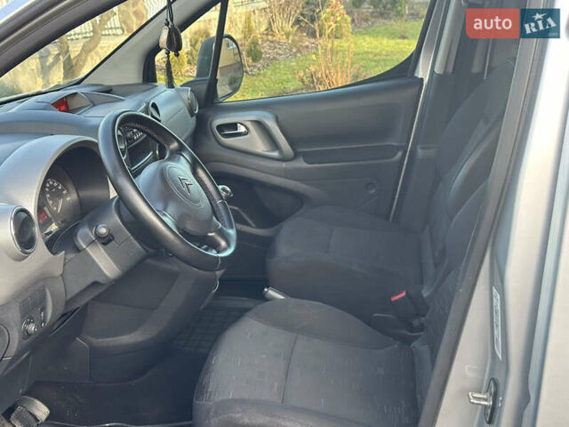 Серый Ситроен Берлинго, объемом двигателя 1.56 л и пробегом 290 тыс. км за 5900 $, фото 4 на Automoto.ua