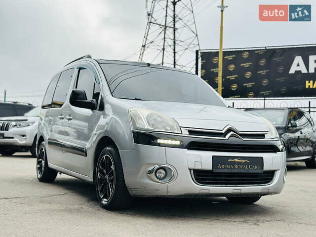Серый Ситроен Берлинго, объемом двигателя 1.6 л и пробегом 227 тыс. км за 8700 $, фото 8 на Automoto.ua