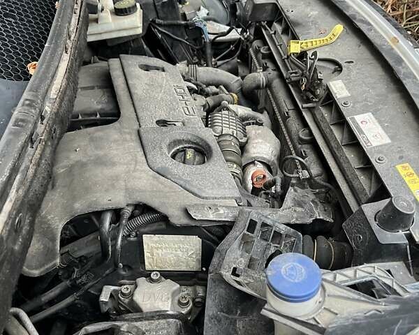 Сірий Сітроен Берлінго, об'ємом двигуна 1.56 л та пробігом 235 тис. км за 5000 $, фото 30 на Automoto.ua