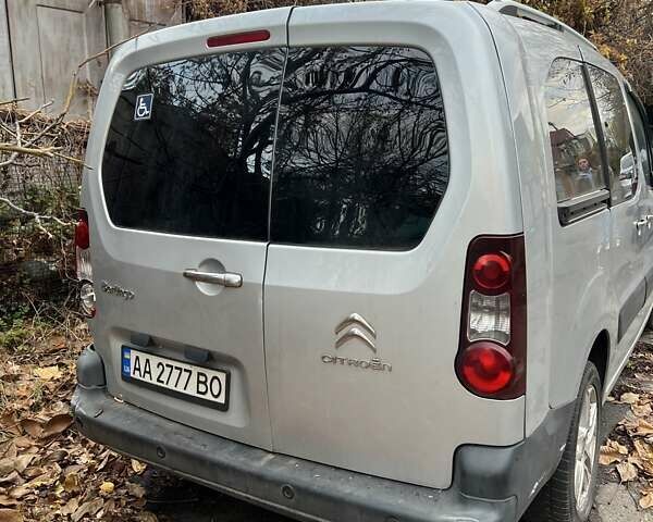 Сірий Сітроен Берлінго, об'ємом двигуна 1.56 л та пробігом 235 тис. км за 5000 $, фото 6 на Automoto.ua