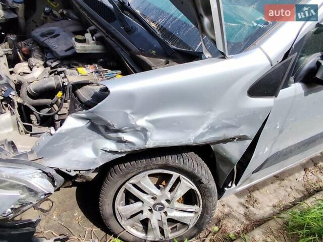 Сірий Сітроен Берлінго, об'ємом двигуна 1.56 л та пробігом 235 тис. км за 5000 $, фото 55 на Automoto.ua