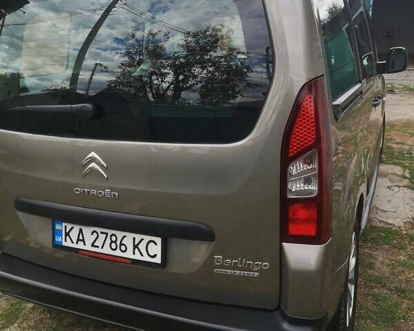 Серый Ситроен Берлинго, объемом двигателя 1.6 л и пробегом 170 тыс. км за 12500 $, фото 29 на Automoto.ua