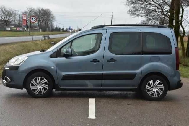 Серый Ситроен Берлинго, объемом двигателя 1.6 л и пробегом 206 тыс. км за 6300 $, фото 3 на Automoto.ua