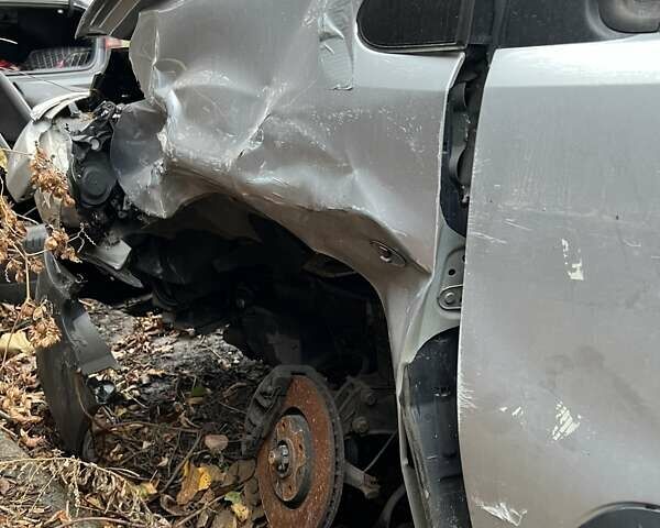 Сірий Сітроен Берлінго, об'ємом двигуна 1.56 л та пробігом 235 тис. км за 5000 $, фото 13 на Automoto.ua