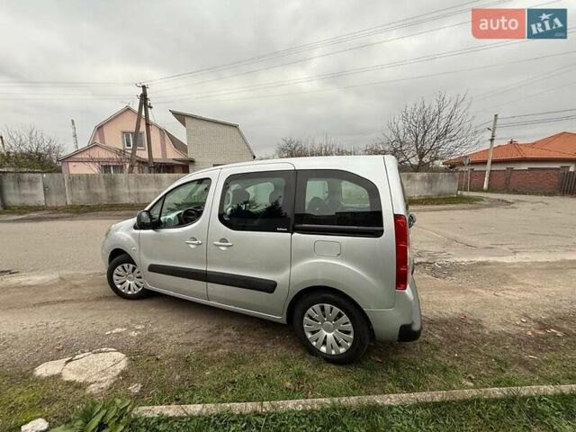 Серый Ситроен Берлинго, объемом двигателя 1.56 л и пробегом 172 тыс. км за 9400 $, фото 2 на Automoto.ua