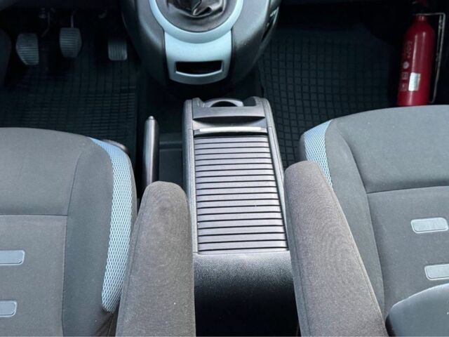 Сірий Сітроен Берлінго, об'ємом двигуна 1.6 л та пробігом 249 тис. км за 5800 $, фото 23 на Automoto.ua