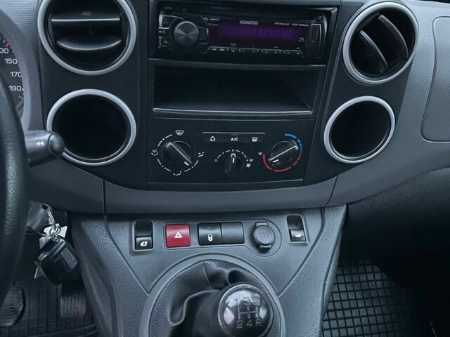 Серый Ситроен Берлинго, объемом двигателя 0 л и пробегом 213 тыс. км за 6700 $, фото 21 на Automoto.ua