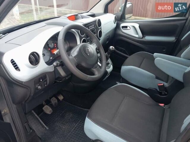 Сірий Сітроен Берлінго, об'ємом двигуна 1.6 л та пробігом 251 тис. км за 8350 $, фото 16 на Automoto.ua