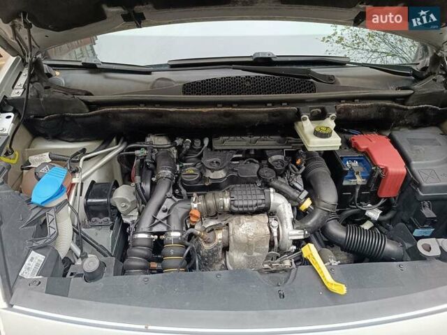 Серый Ситроен Берлинго, объемом двигателя 1.56 л и пробегом 206 тыс. км за 9250 $, фото 11 на Automoto.ua