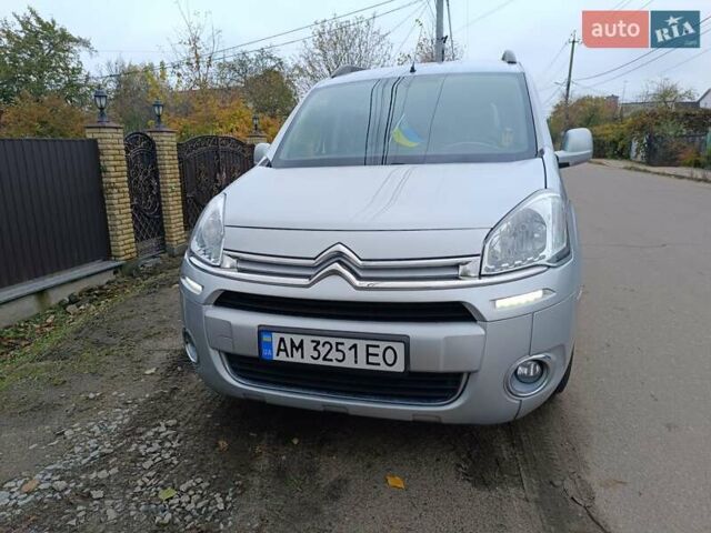 Серый Ситроен Берлинго, объемом двигателя 1.56 л и пробегом 206 тыс. км за 9250 $, фото 5 на Automoto.ua