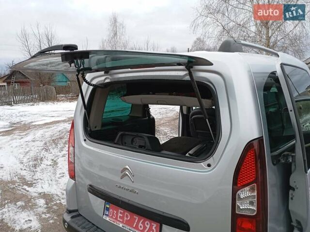 Серый Ситроен Берлинго, объемом двигателя 1.6 л и пробегом 291 тыс. км за 8550 $, фото 36 на Automoto.ua
