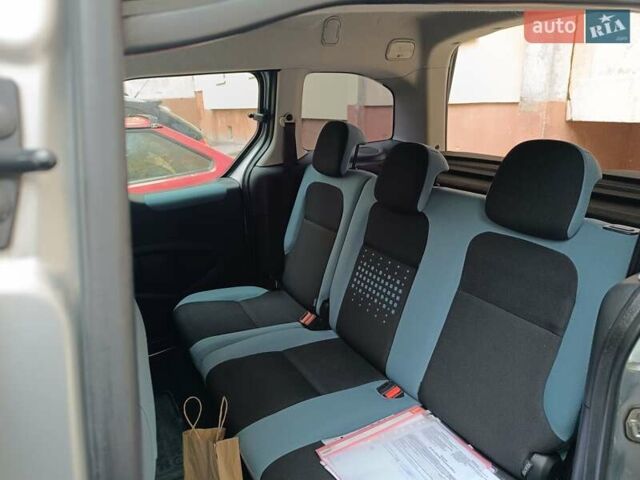 Серый Ситроен Берлинго, объемом двигателя 1.56 л и пробегом 206 тыс. км за 9250 $, фото 16 на Automoto.ua