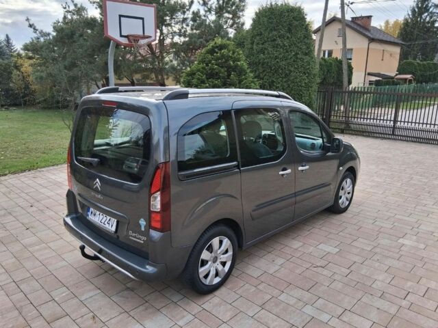 Серый Ситроен Берлинго, объемом двигателя 1.6 л и пробегом 200 тыс. км за 5500 $, фото 2 на Automoto.ua