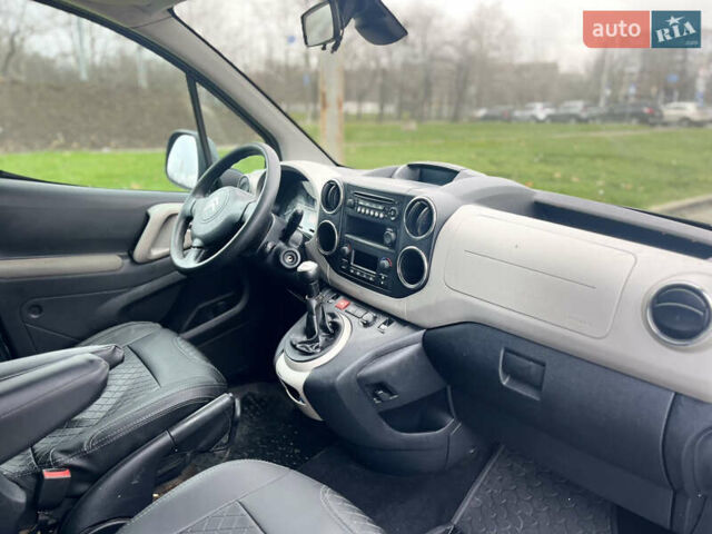 Сірий Сітроен Берлінго, об'ємом двигуна 1.56 л та пробігом 182 тис. км за 8599 $, фото 7 на Automoto.ua