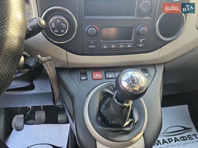 Ситроен Берлинго 2015 в Черновцах на Automoto.ua Серый Ситроен Берлинго, объемом двигателя 1.56 л и пробегом 267 тыс. км за 9700 $, фото 45 на Automoto.ua