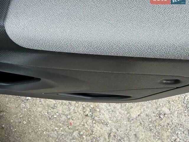 Серый Ситроен Берлинго, объемом двигателя 1.6 л и пробегом 153 тыс. км за 10950 $, фото 101 на Automoto.ua