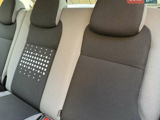 Серый Ситроен Берлинго, объемом двигателя 1.6 л и пробегом 153 тыс. км за 10950 $, фото 73 на Automoto.ua