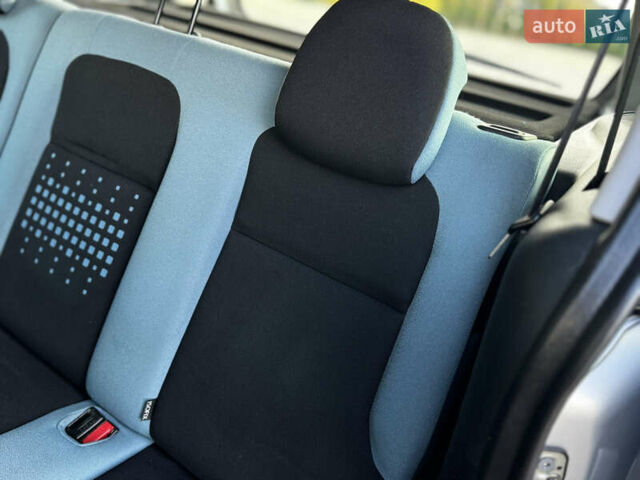 Серый Ситроен Берлинго, объемом двигателя 1.6 л и пробегом 206 тыс. км за 9700 $, фото 64 на Automoto.ua