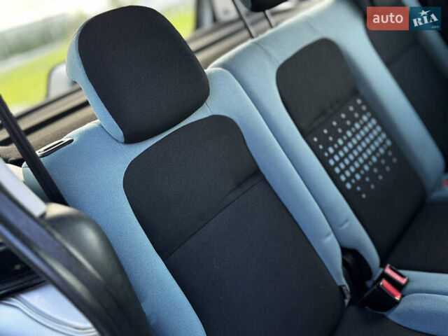 Серый Ситроен Берлинго, объемом двигателя 1.6 л и пробегом 206 тыс. км за 9700 $, фото 57 на Automoto.ua