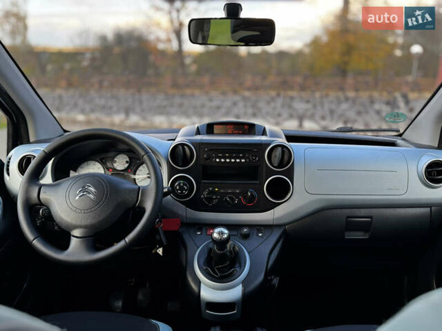 Серый Ситроен Берлинго, объемом двигателя 1.6 л и пробегом 206 тыс. км за 9700 $, фото 53 на Automoto.ua